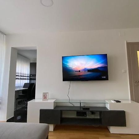 M.B.A. Apartments Карловац Экстерьер фото