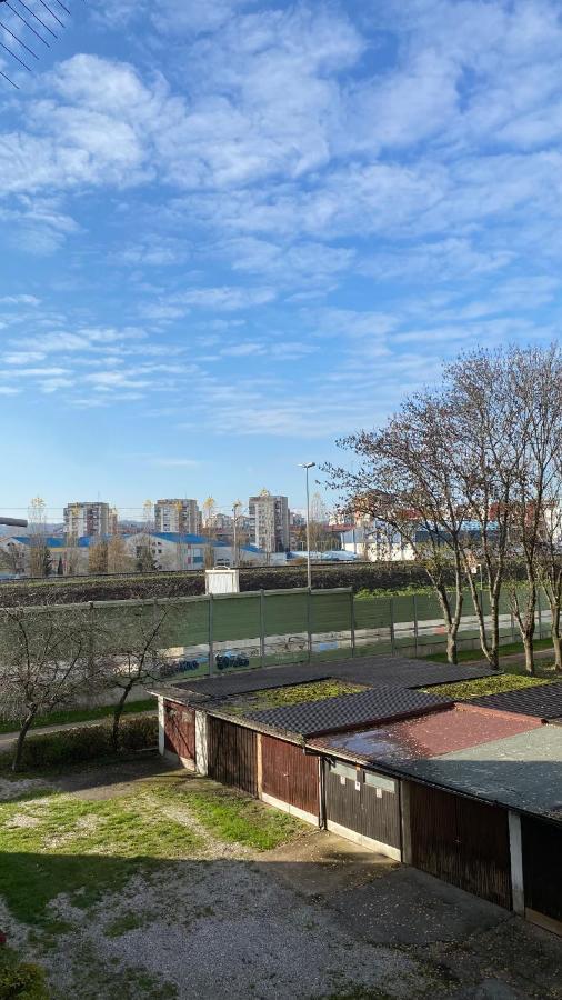 M.B.A. Apartments Карловац Экстерьер фото
